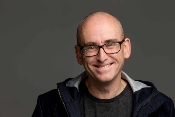 073. Darren Rowse — Problogger Founder — Shares His Secrets Around Prolific Content Creation, Podcasting, & Facebook Live (Part 1 of 2)